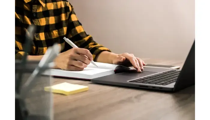 How to Choose the Best Online Proctoring Software?