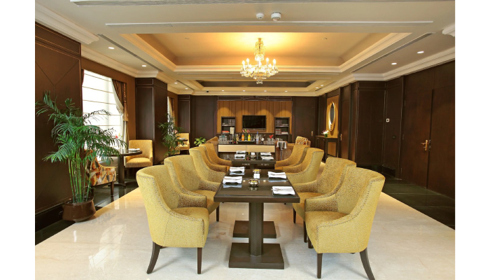 Experiencing the Elegance of a 5 Star Presidential Suite